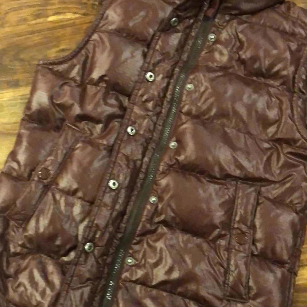J. Crew Puffer Vest Shiny Maroon Cranberry XS